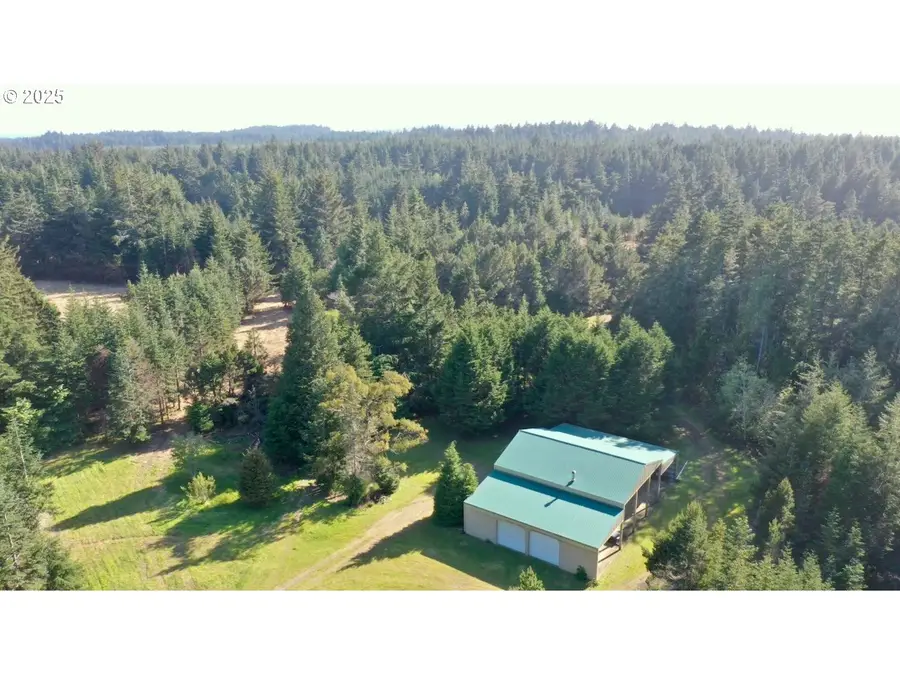 42836 Hensley Hill Rd, Port Orford, OR 97465 - Image #2