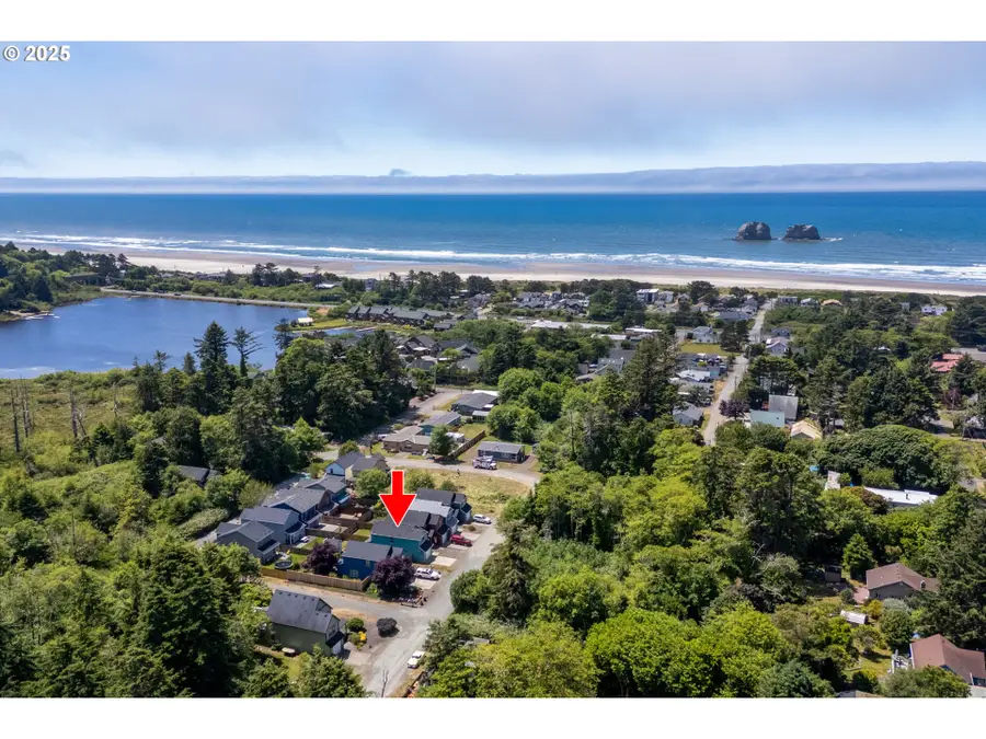 8465 S Hollyhock St, Rockaway Beach, OR 97136 - Image #3