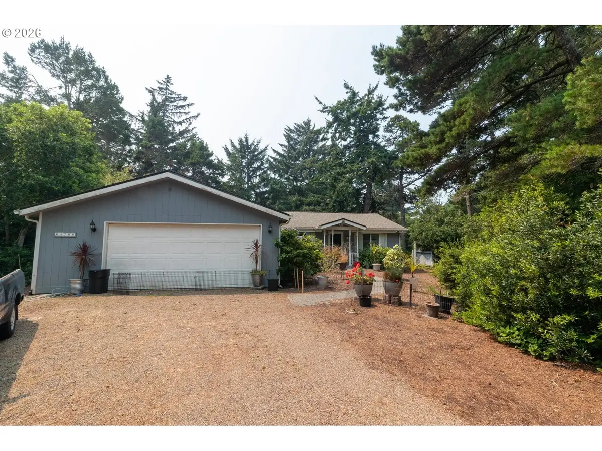 4792 Rhododendron Loop, Florence, OR 97439 - #1