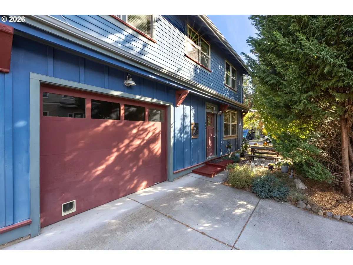 2060 Martha Ln, Hood River, OR 97031 - #1