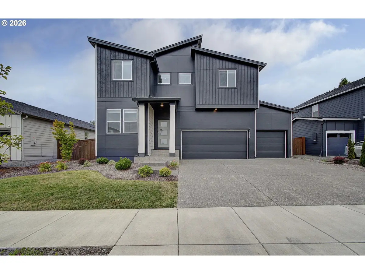 1119 W 15th St, La Center, WA 98629 - #1