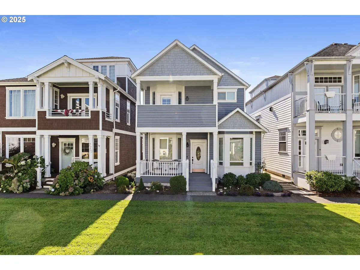 260 Round House Rd, Astoria, OR 97103 - Image #1