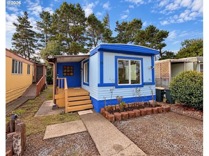 1699 27th St #15, Florence, OR 97439 - #1
