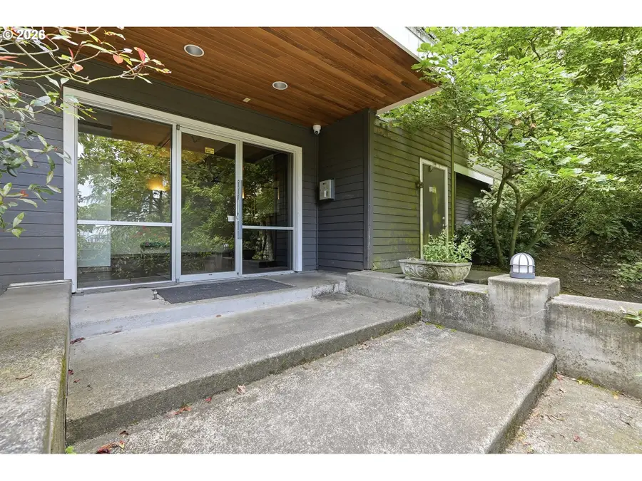 1910 SW 18th Ave #43, Portland, OR 97201 - #2