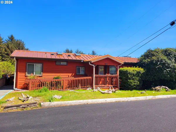 19921 Whaleshead Rd #M1, Brookings, OR 97415