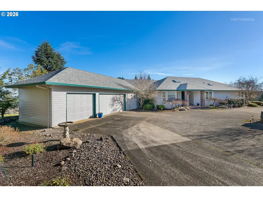33779 SW Laurel Rd, Hillsboro, OR 97123 - Image #2