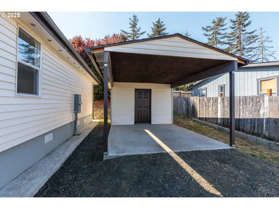 29590 Fir St, Rainier, OR 97048 - Image #2