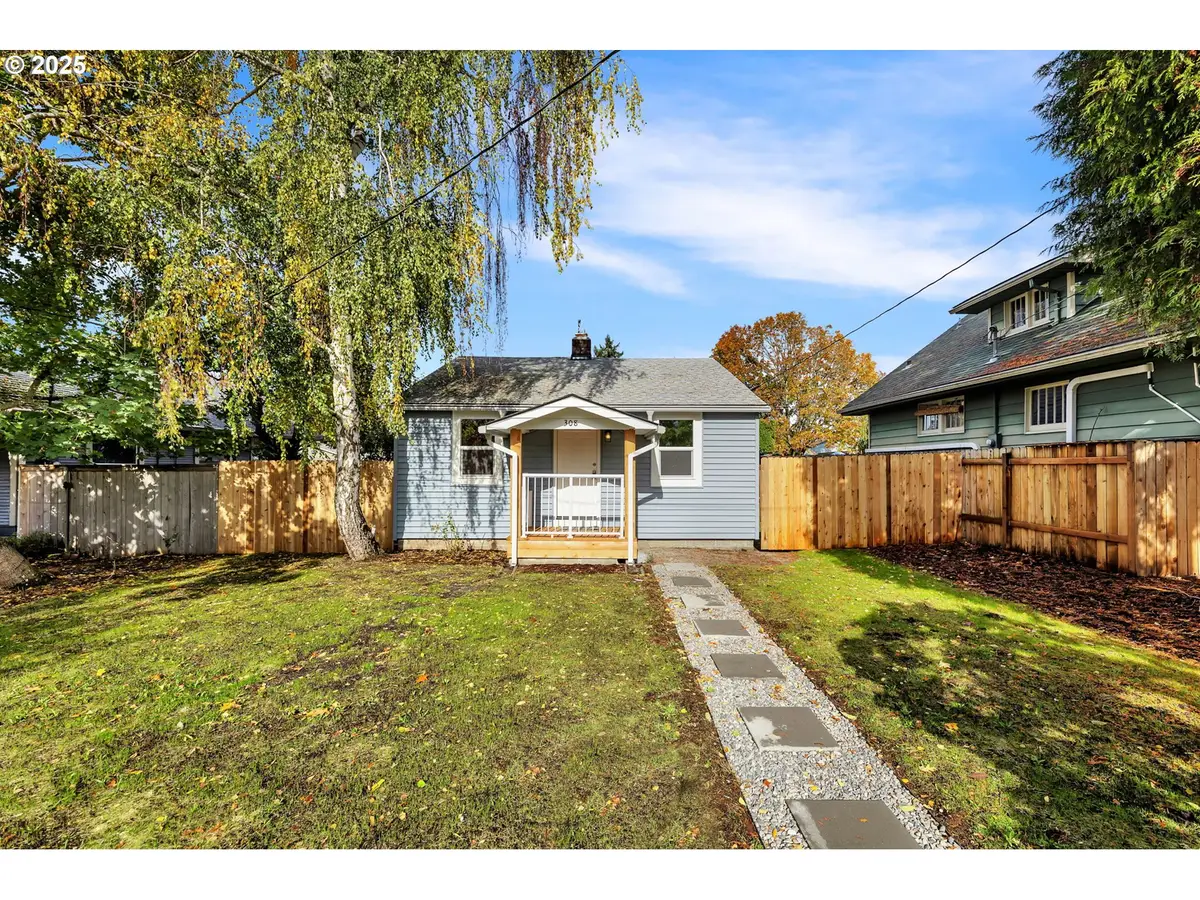 308 NW 40th St, Vancouver, WA 98660 - Image #1