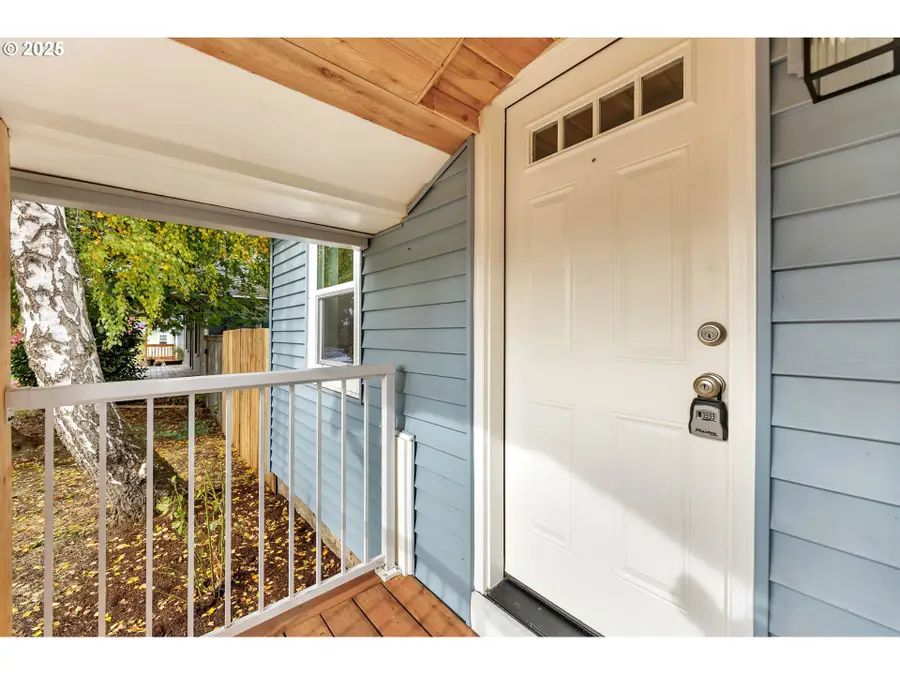 308 NW 40th St, Vancouver, WA 98660 - Image #2