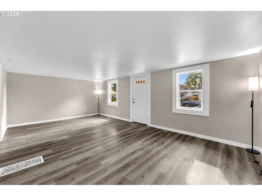 308 NW 40th St, Vancouver, WA 98660 - Image #3