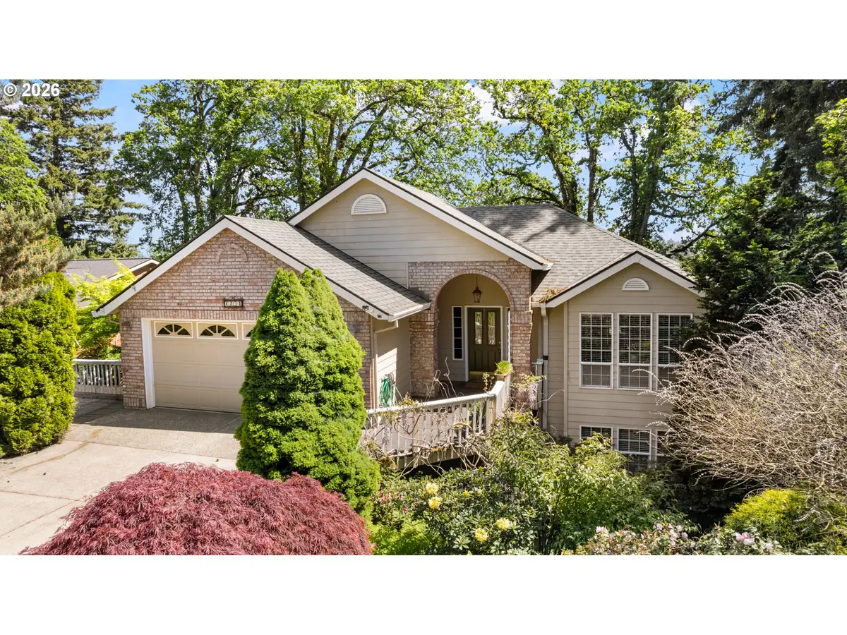 4251 Riverview Dr, West Linn, OR 97068 - #1