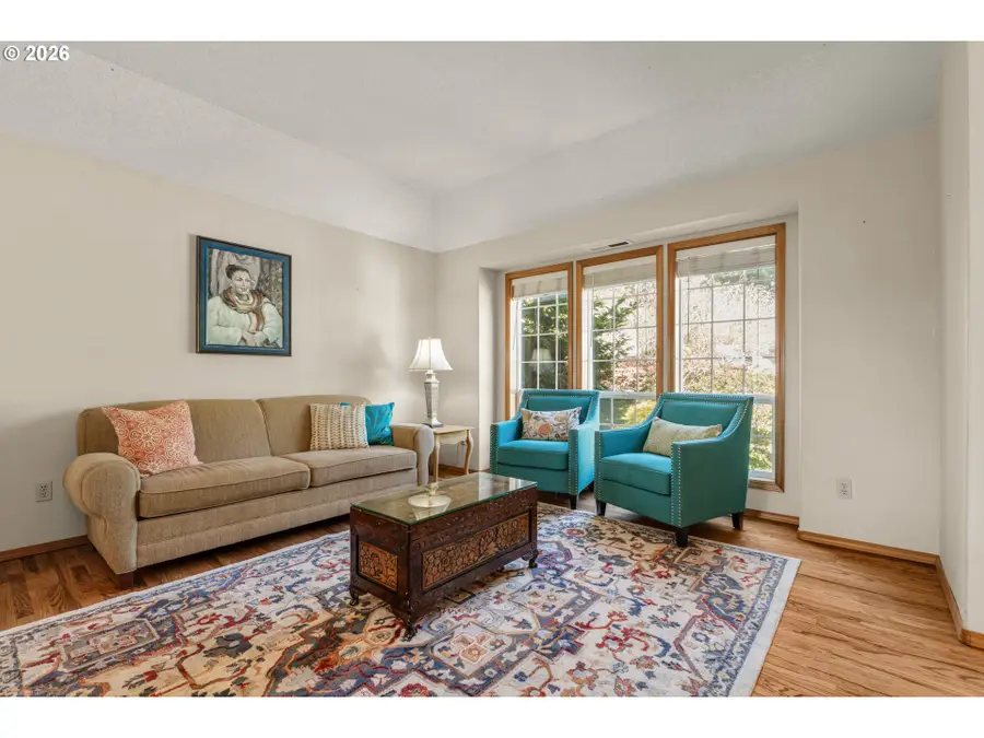 4251 Riverview Dr, West Linn, OR 97068 - #3