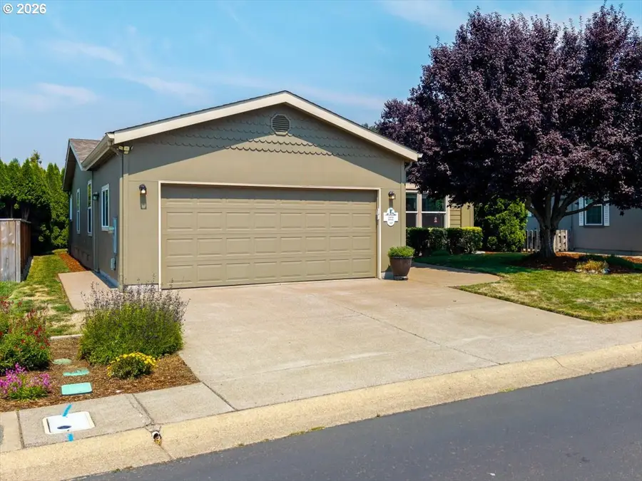128 Chad Dr, Cottage Grove, OR 97424 - #2