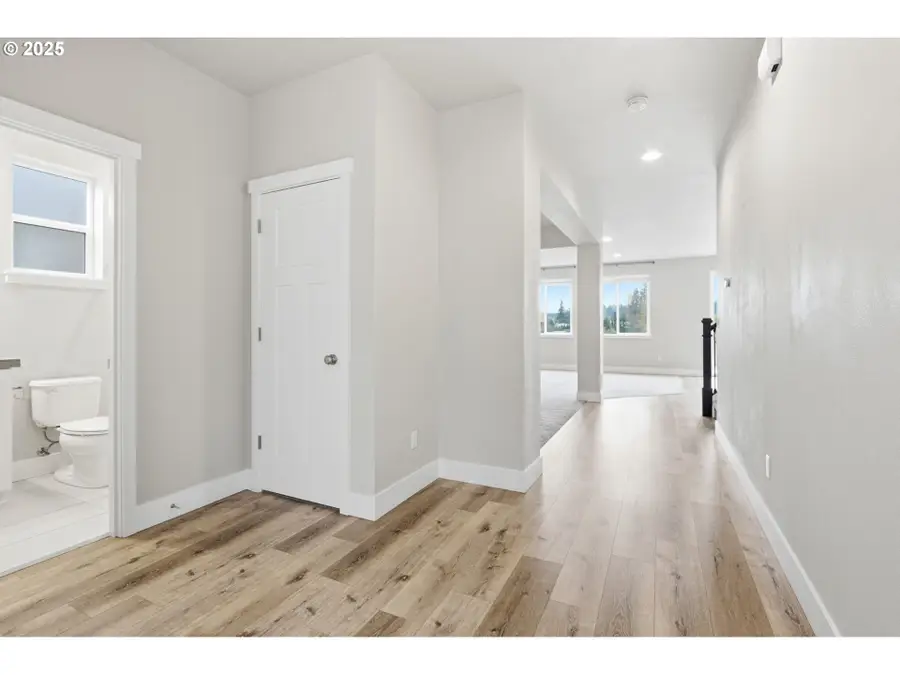 14964 SW Belvoir Ct, Tigard, OR 97224 - Image #2