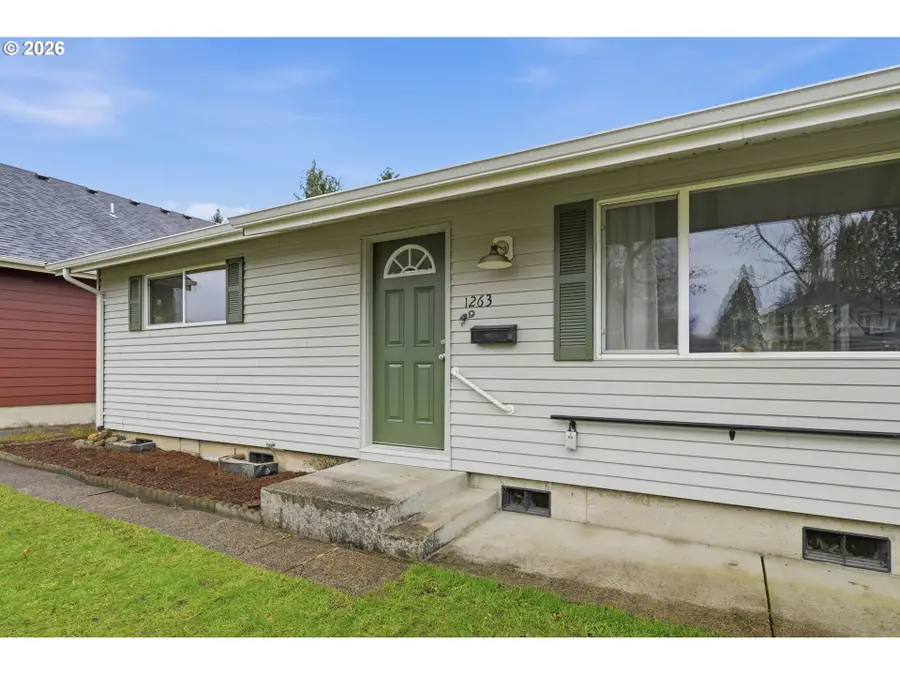 1263 F St, Springfield, OR 97477 - #2