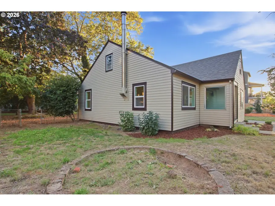 2530 26th Ave, Forest Grove, OR 97116 - #3