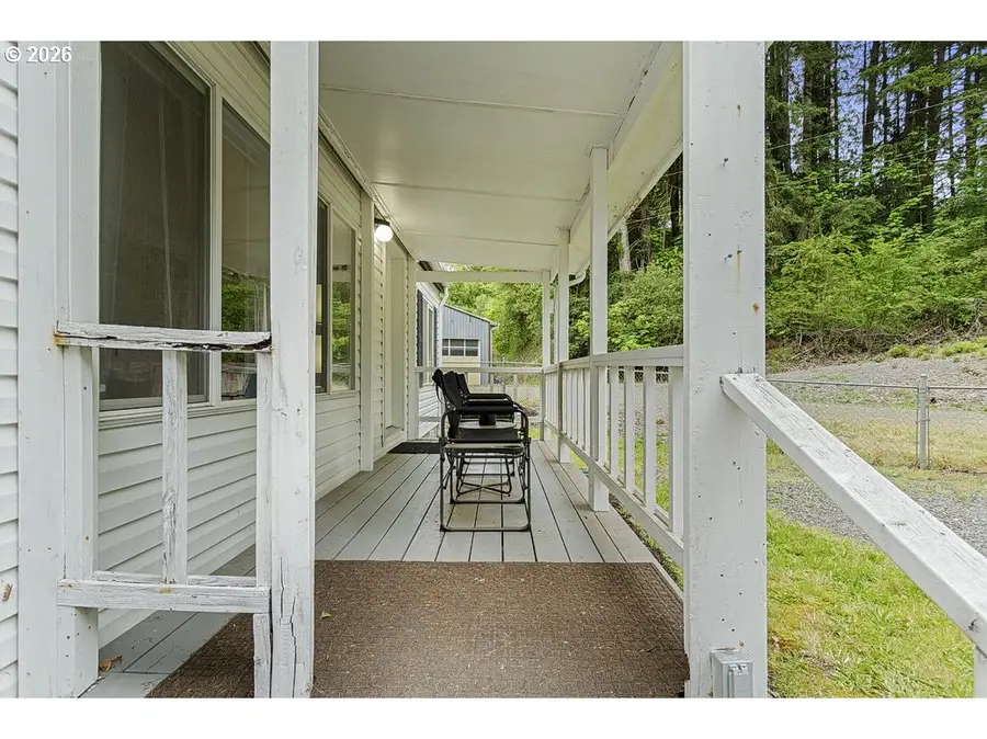 16755 S Livesay Rd, Oregon City, OR 97045 - #3