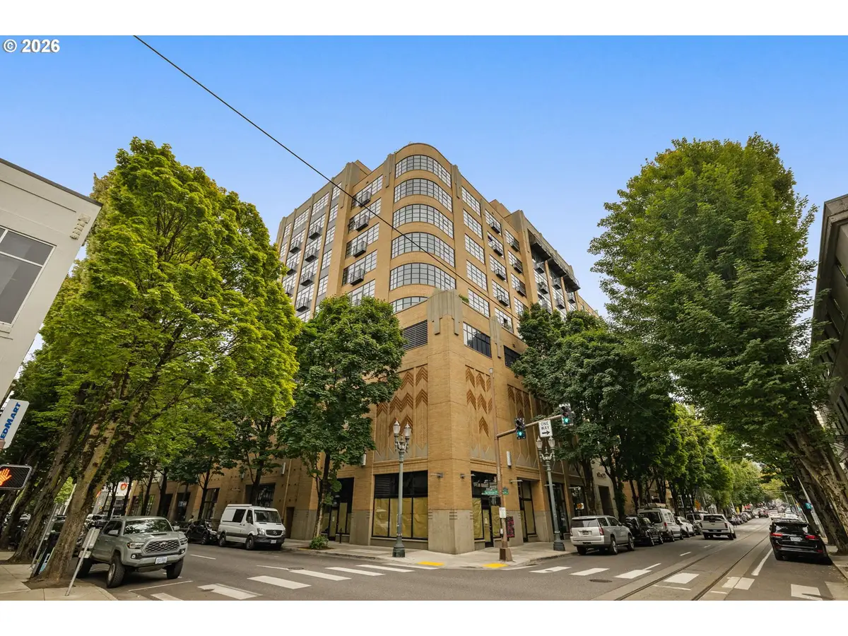 420 NW 11th Ave #915, Portland, OR 97209 - #1