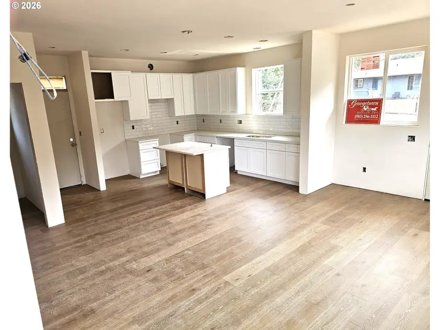 2769 SE 101st Ave, Portland, OR 97266 - #3