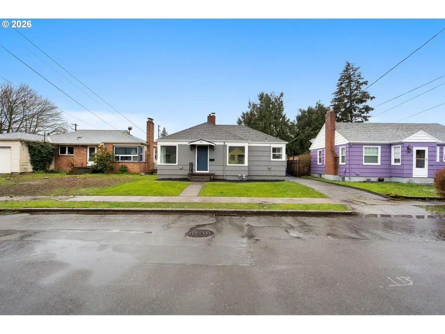 3355 NE 83rd Ave, Portland, OR 97220 - #2