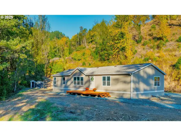 20191 Highway 42, MyrtlePoint, OR 97458