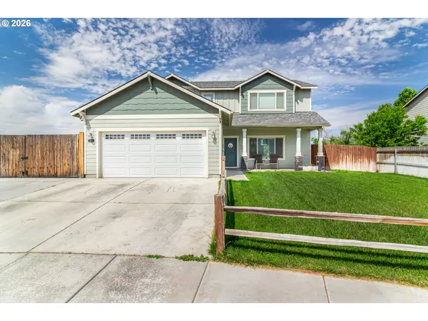 2375 NW Valley View Dr, Hermiston, OR 97838
