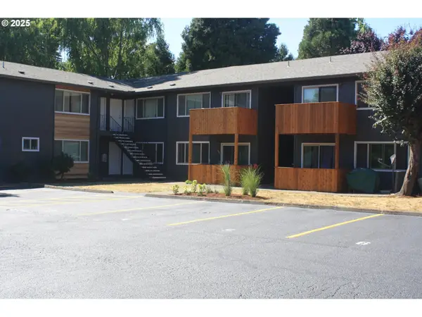 1184 NE Turner Dr, Hillsboro, OR 97124