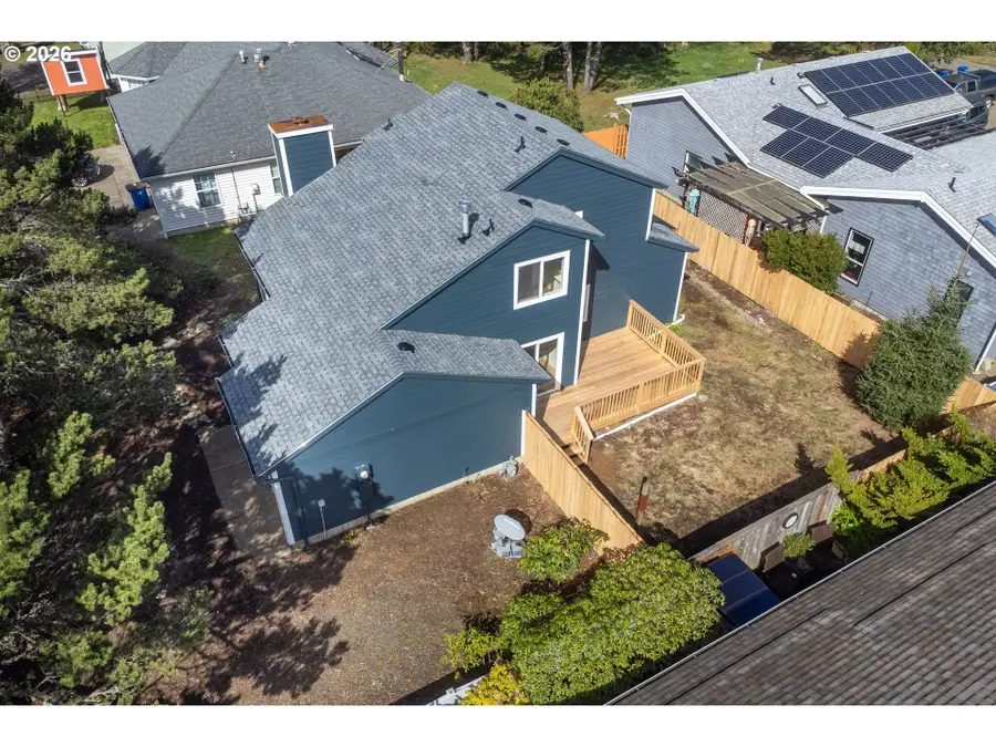 65 Sijota St, Gleneden Beach, OR 97388 - #3