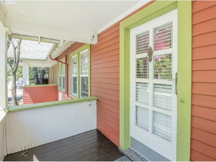 2405 SE Cora St, Portland, OR 97202 - #3