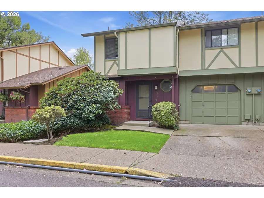 1359 City View St, Eugene, OR 97402 - #2