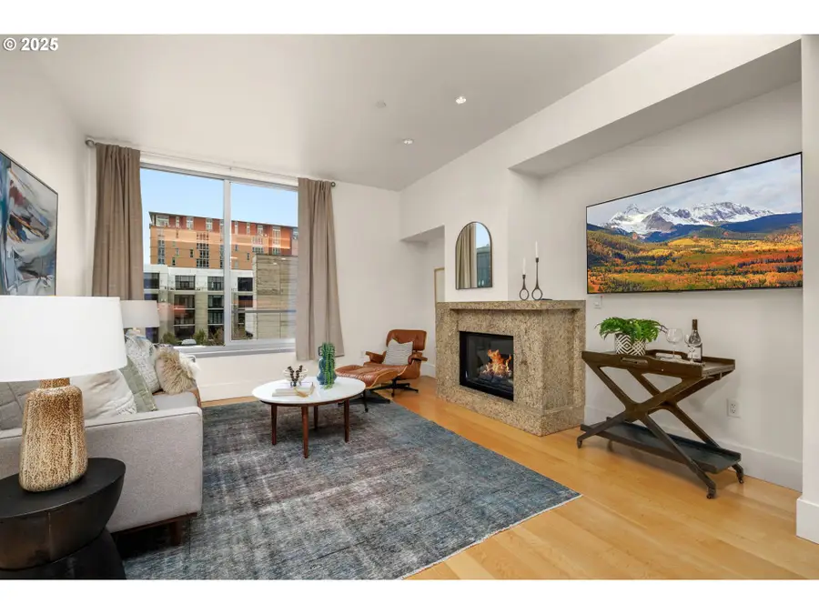 1001 NW Lovejoy St #609, Portland, OR 97209 - Image #3