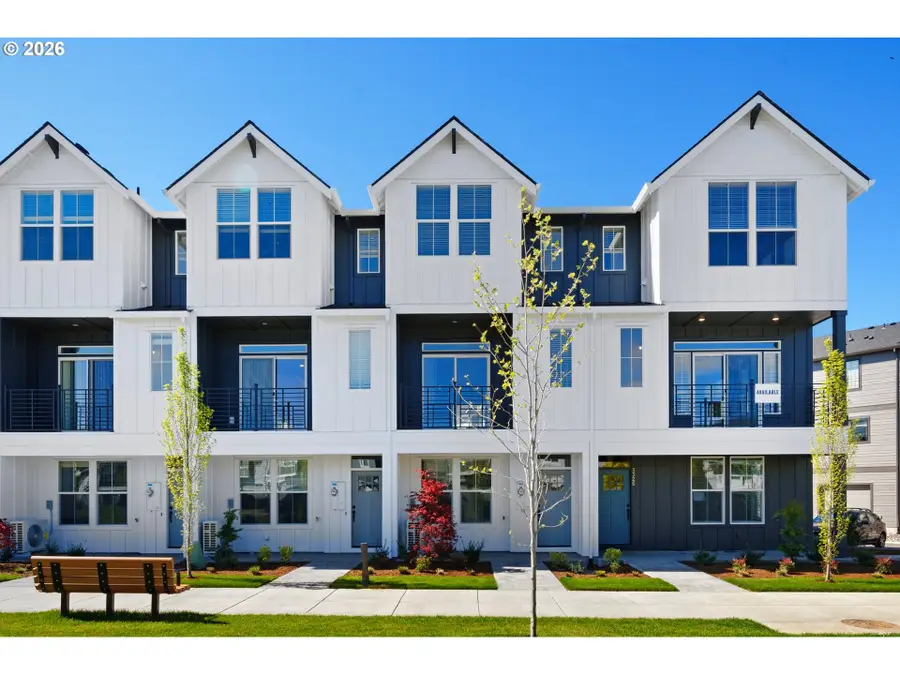 3389 SE Everwood Ln, Hillsboro, OR 97123 - #2