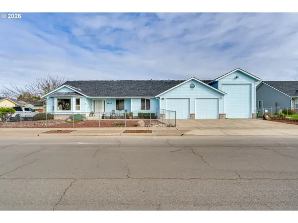 4608 Holly St, Springfield, OR 97478