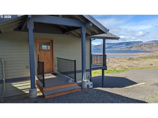 222 Washington St, Lyle, WA 98635