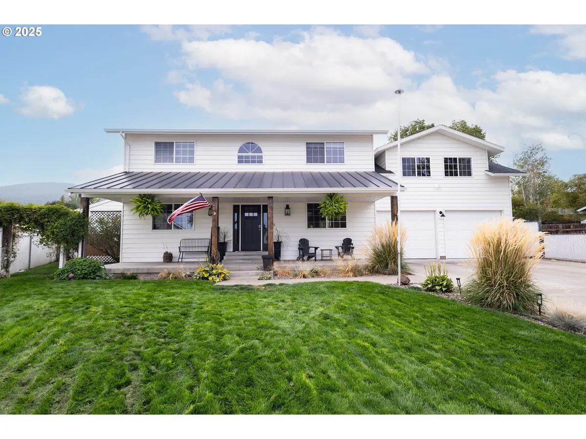 2000 Scorpio Dr, La Grande, OR 97850 - Image #1