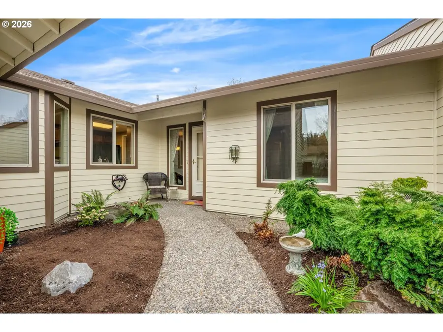 10440 SW Greenleaf Ter, Tigard, OR 97224 - #2