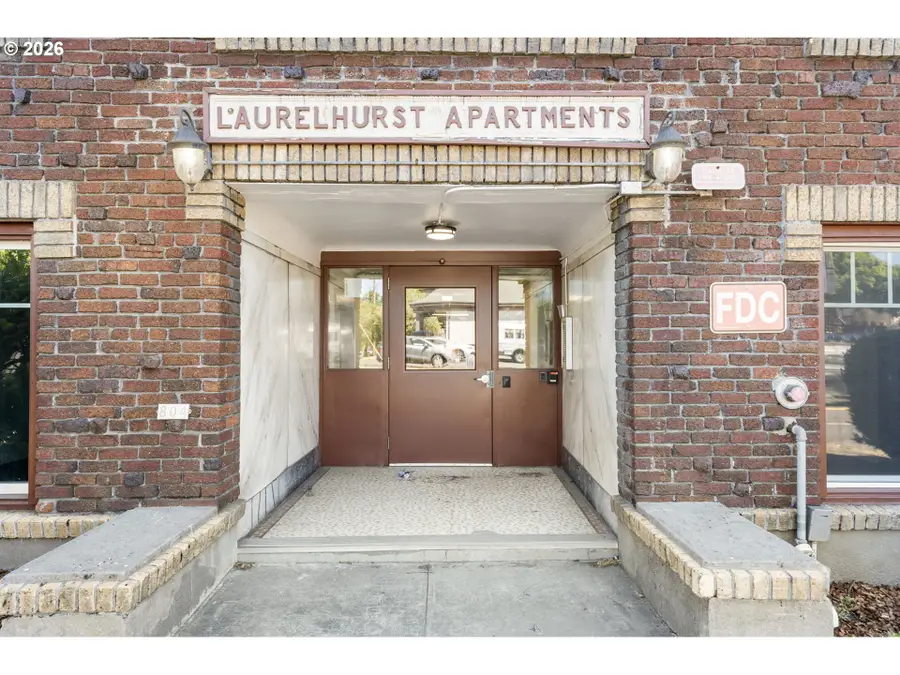 804 SE Cesar E Chavez Blvd #27, Portland, OR 97214 - #2