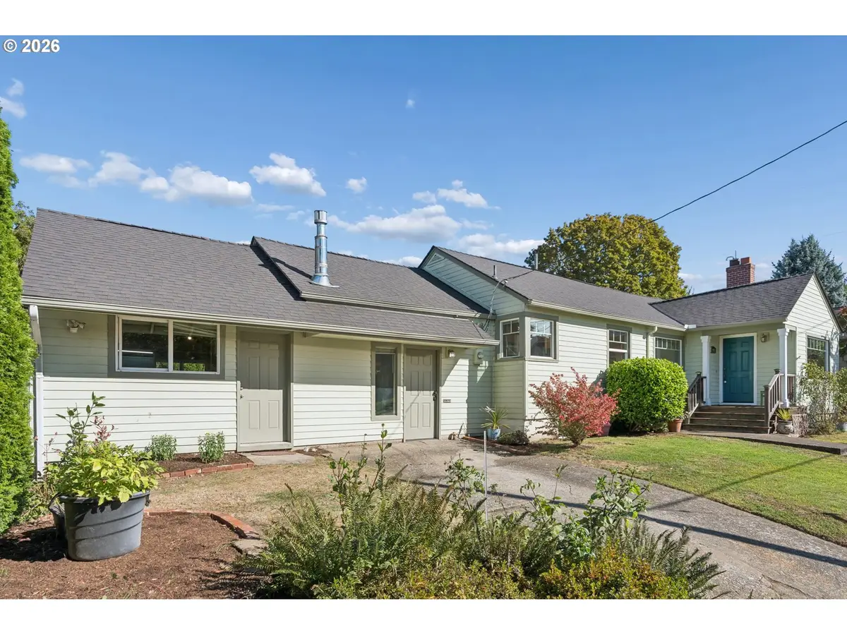 4951 SE Salmon St, Portland, OR 97215 - #1