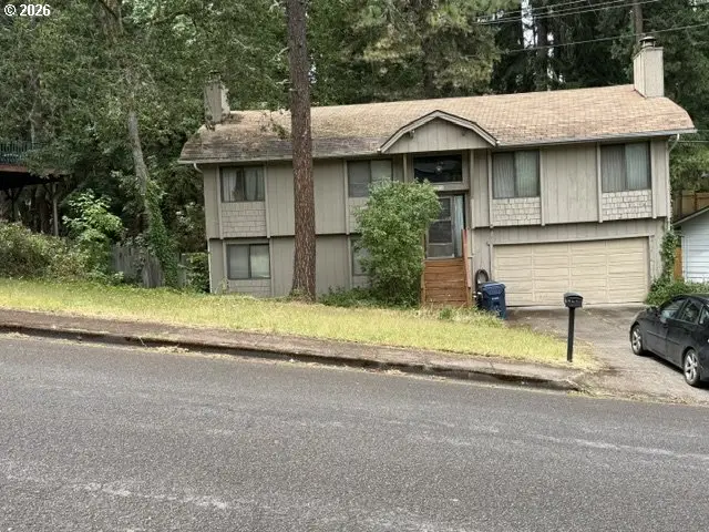 190 Coachman Dr, Eugene, OR 97405 - #2