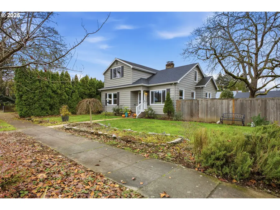 7327 N Oatman Ave, Portland, OR 97217 - Image #2
