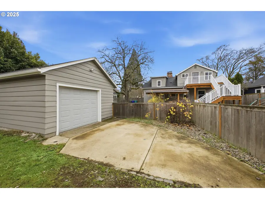 7327 N Oatman Ave, Portland, OR 97217 - Image #3