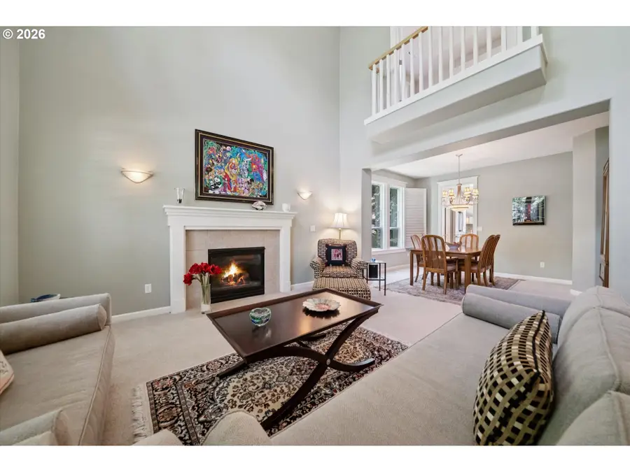 23060 Bland Cir, West Linn, OR 97068 - #2