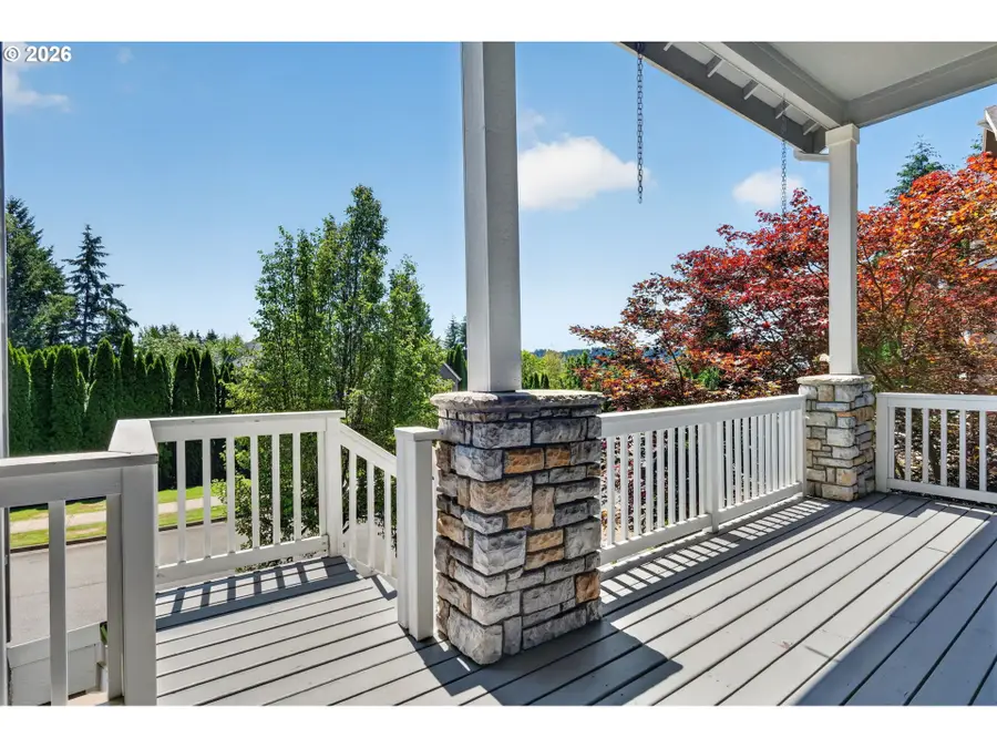2235 Crestview Dr, West Linn, OR 97068 - #3
