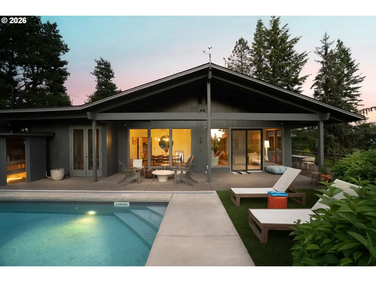 1550 SW Mitchell St, Portland, OR 97239 - #1