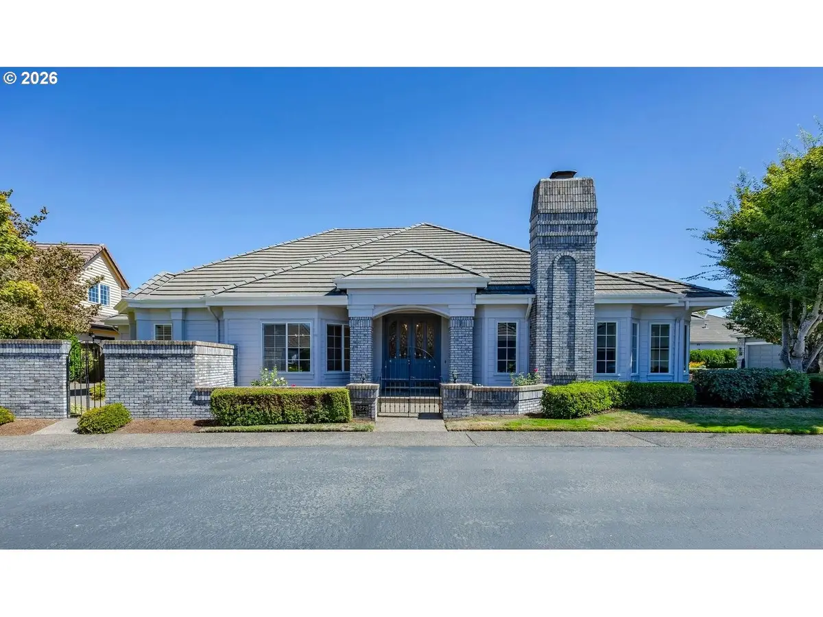 3279 Lakemont Dr, Eugene, OR 97408 - #1
