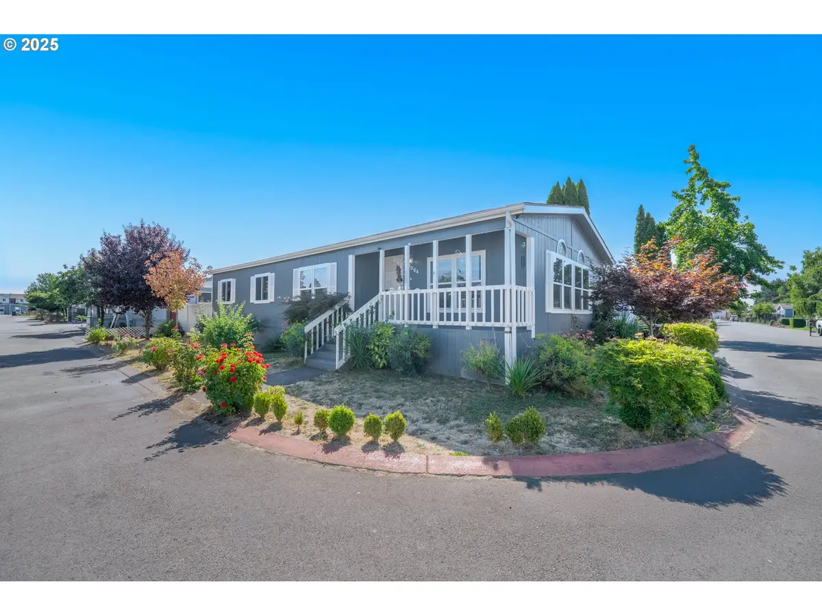 5064 Silver Loop, Salem, OR 97305 - Image #1