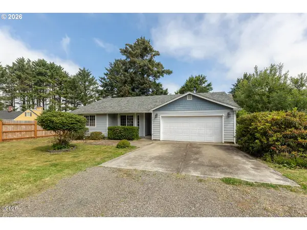 1925 NW 38th St, LincolnCity, OR 97367