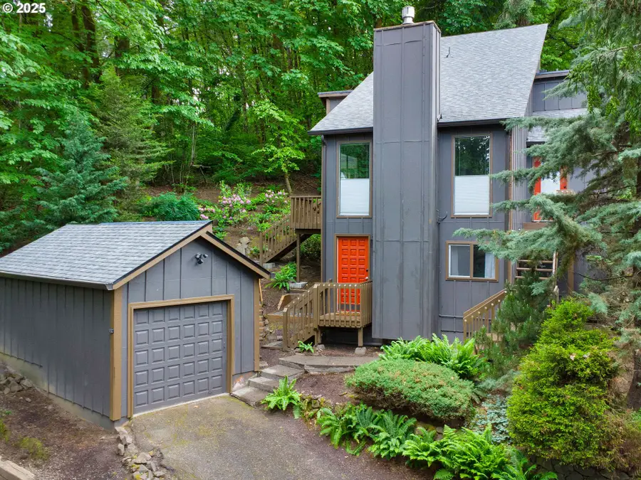 7705 S Fulton Park Pl, Portland, OR 97219 - Image #2