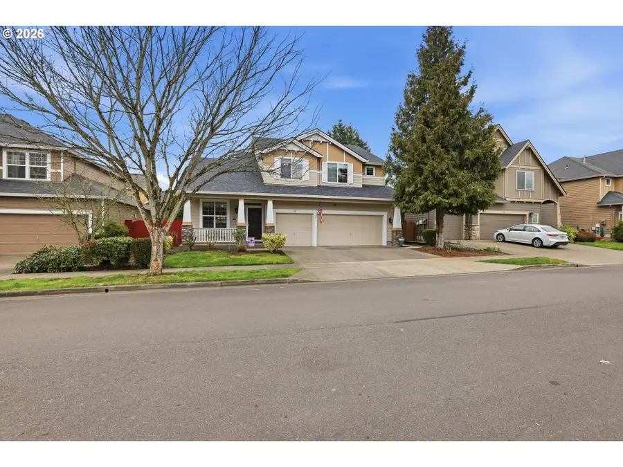 211 N White Oak St, Newberg, OR 97132 - #3