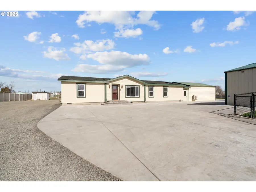 31289 Morgan Ln, Hermiston, OR 97838 - #3